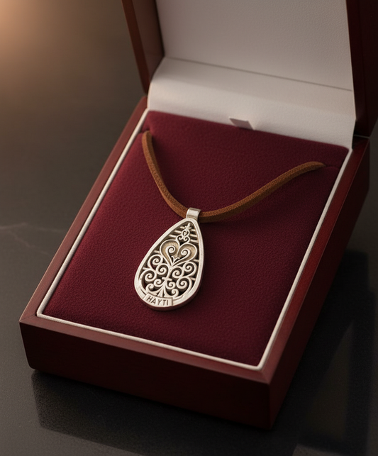 Hayti Vèvè Charm